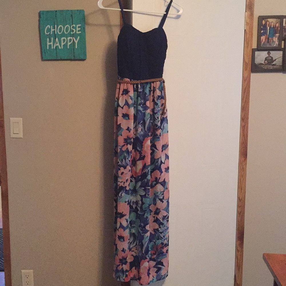 Maxi dress
